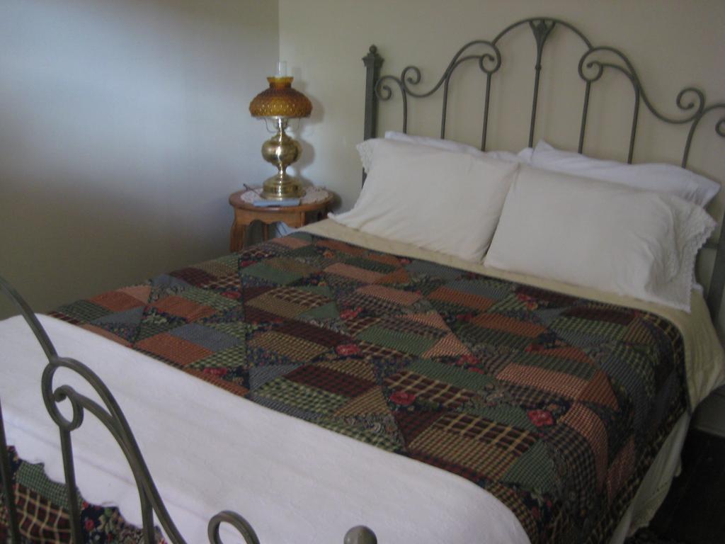 Hotel Backwoods Bed And Bath McGregor Exteriér fotografie
